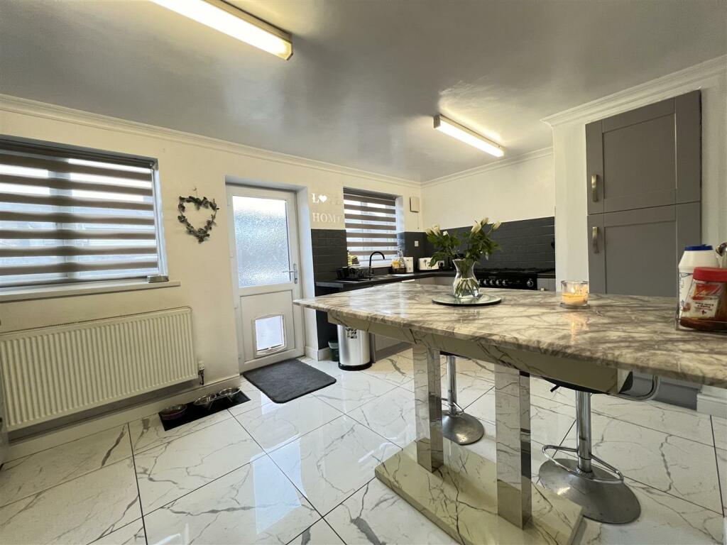 Additional image 5 of Tudor Avenue, Hirwaun, Aberdare
