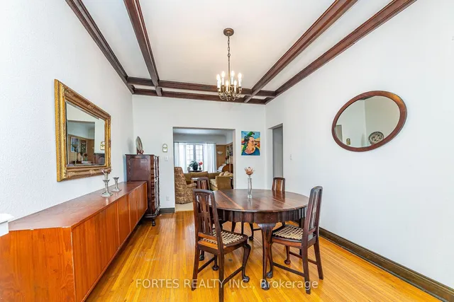 Additional image 10 of 391 Parkside Dr