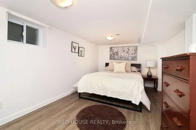 Additional image 18 of 95 Tenth St