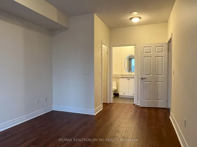 Additional image 13 of 35 Balmuto St Unit 1602