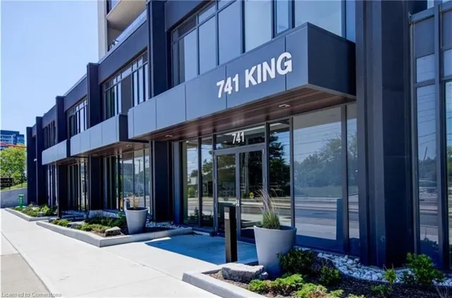 741 King St Unit 103