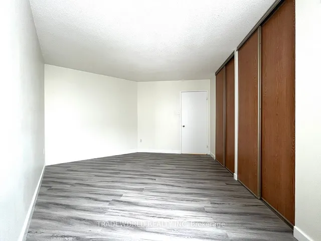 Additional image 18 of 350 Alton Towers Circ Unit 1113