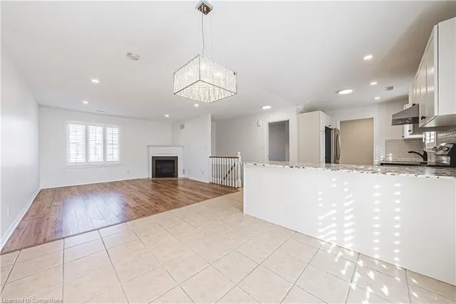 Additional image 4 of 996 Rymal Road East Rd Unit 18