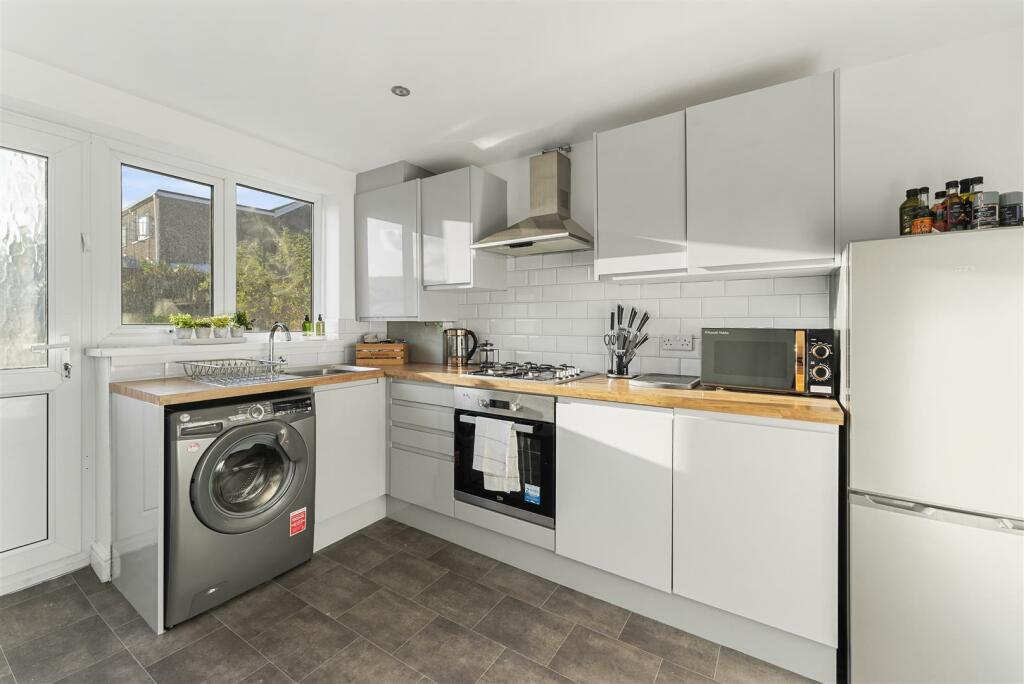 Additional image 8 of Upper Alma Place, Pentre