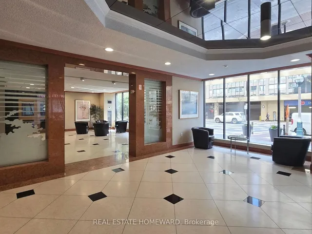 Additional image 3 of 633 Bay St Unit 901