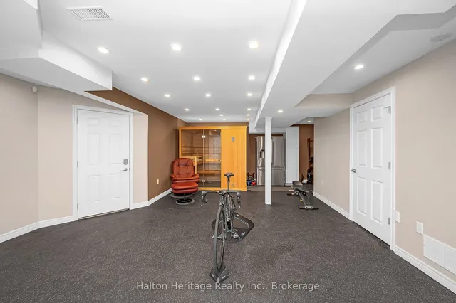 Additional image 11 of 32 Waterwheel Cres