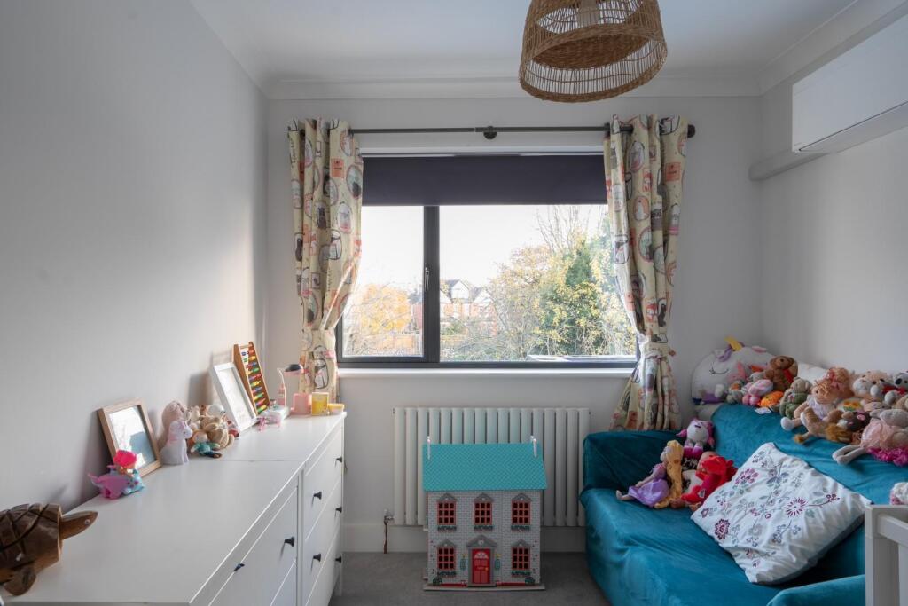 Additional image 32 of Robinswood Crescent, Penarth