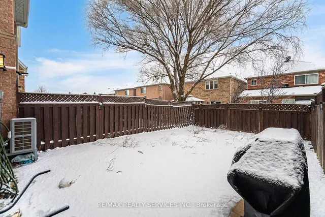 Additional image 34 of 1195 Chapman Cres