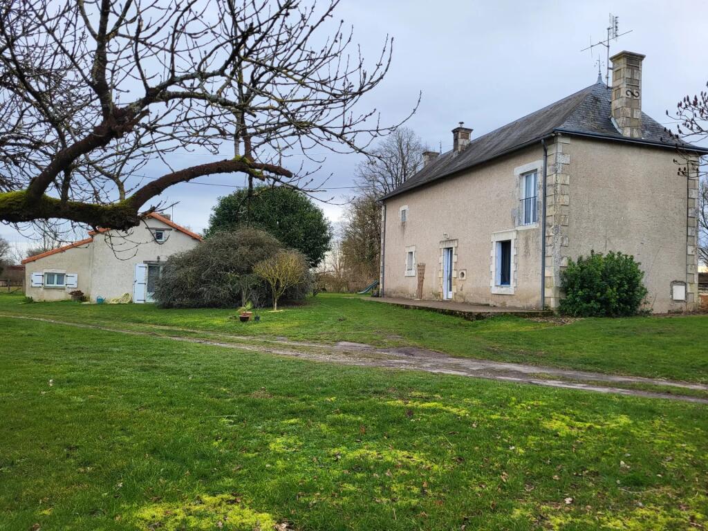 Additional image 2 of Poitou-Charentes, Vienne, Fleix, France