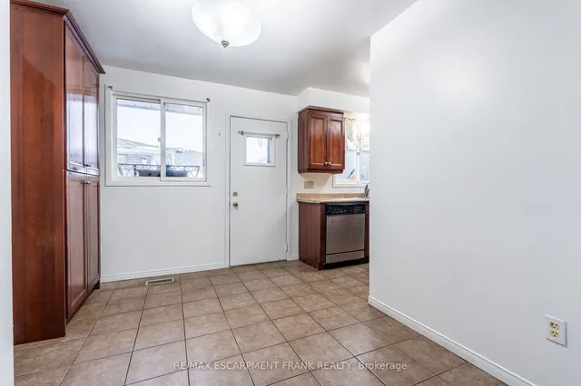 Additional image 16 of 97 Guildwood Dr