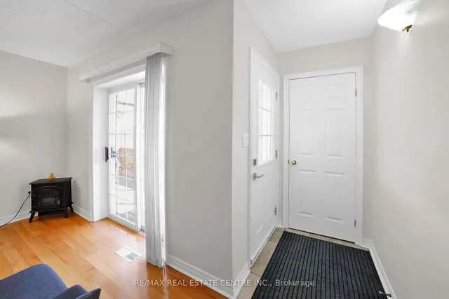 Additional image 2 of 2333 Walkers Line Unit 15