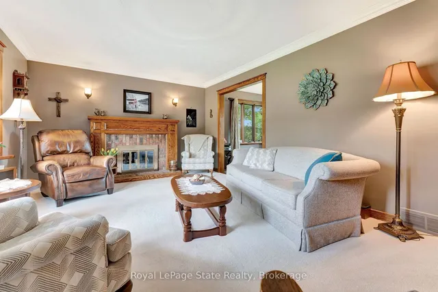 Additional image 13 of 685 Robson Rd