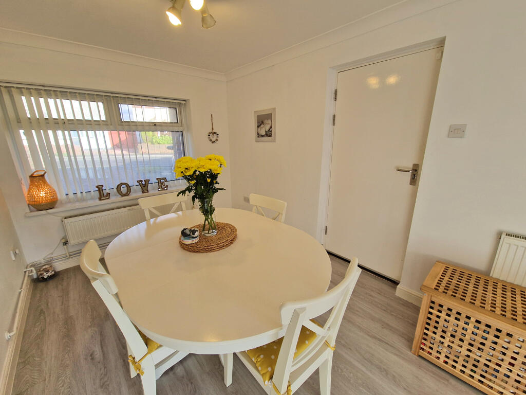 Additional image 9 of KINGS HILL, PORTHCAWL, CF36 5LD