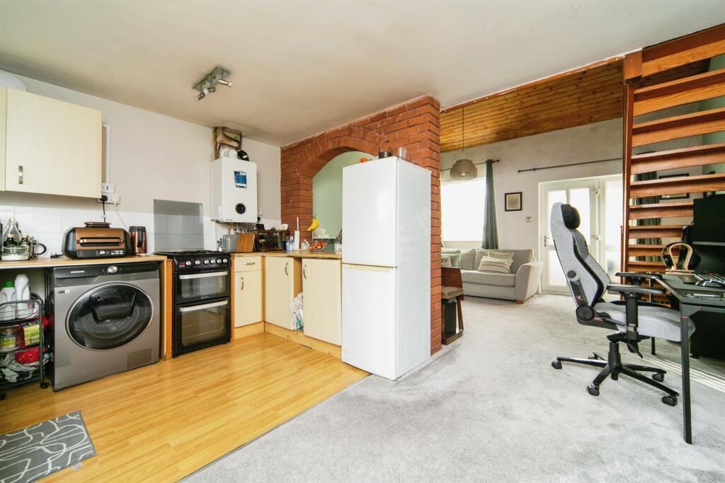 Additional image 8 of Thornham Close, Wirral