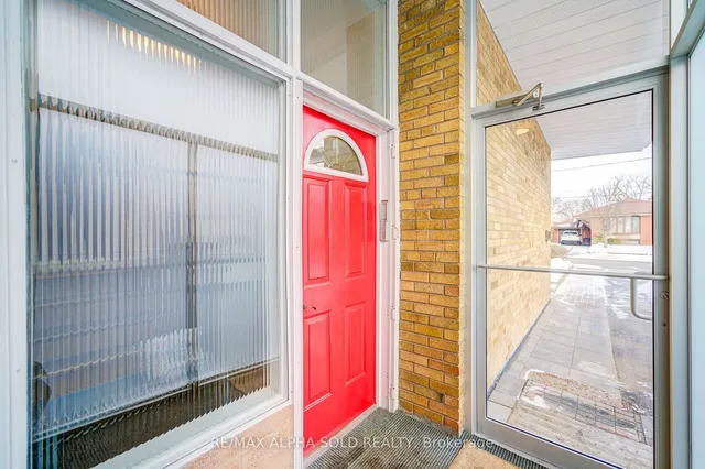 Additional image 24 of 86 Lowcrest Blvd