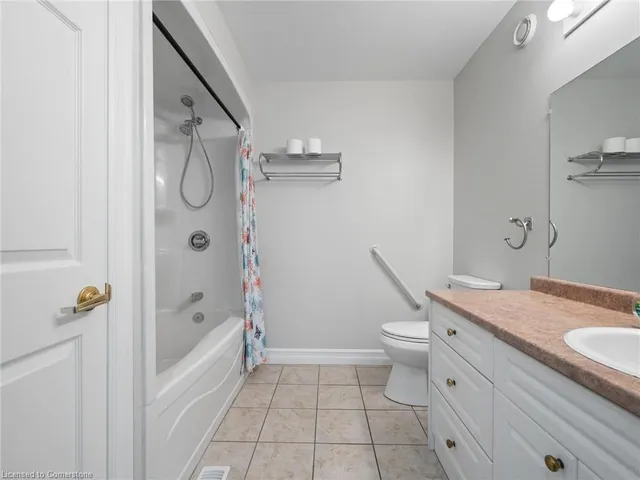 Additional image 12 of 9 1/2 York St Unit 2