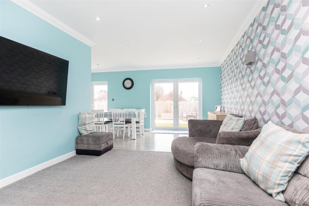 Additional image 10 of Bespoke Extended Chalet Bungalow on Cheddington Road