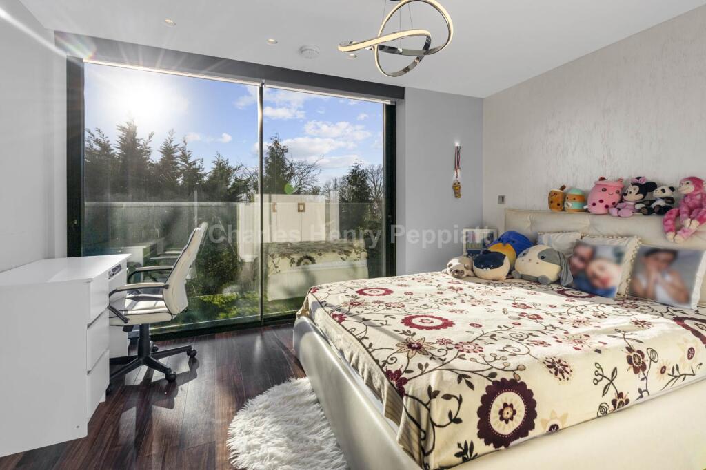 Additional image 11 of Nimrod Close, St Albans, AL4