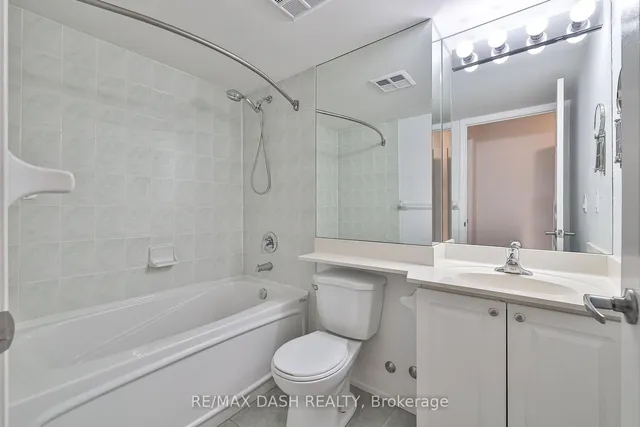 Additional image 34 of 330 Adelaide St Unit 501