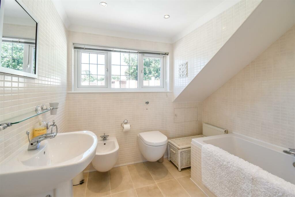 Additional image 16 of Beach Road, Swanbridge, Penarth