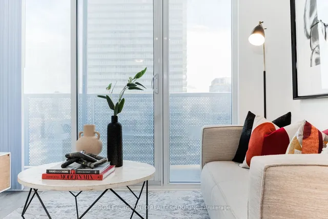 Additional image 7 of 138 Downes St Unit 1706