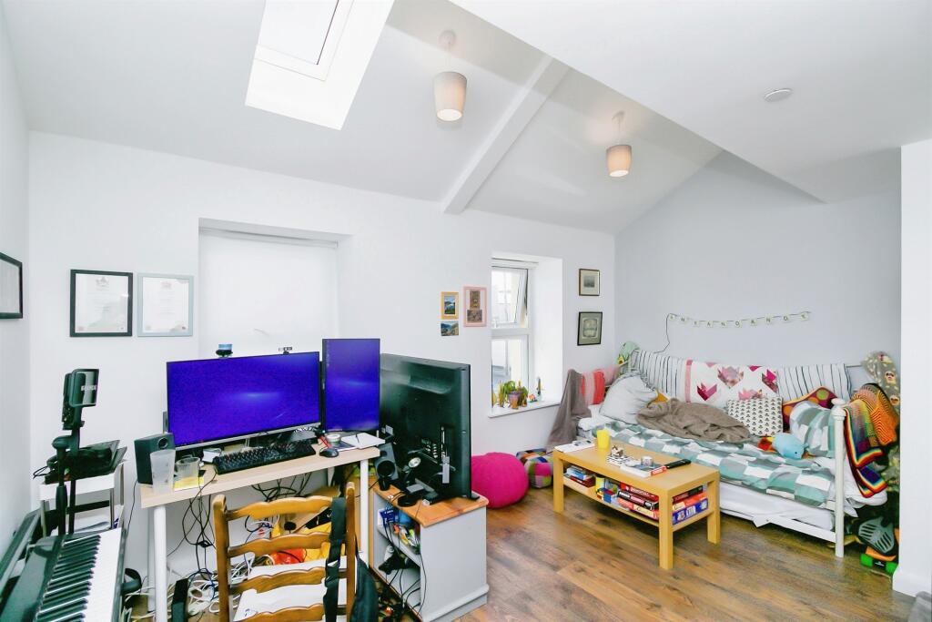 Additional image 10 of Glebe Street, Penarth