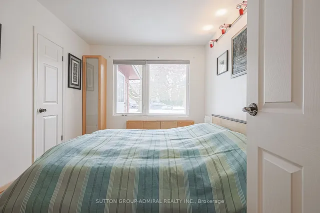 Additional image 15 of 221 Churchill Ave