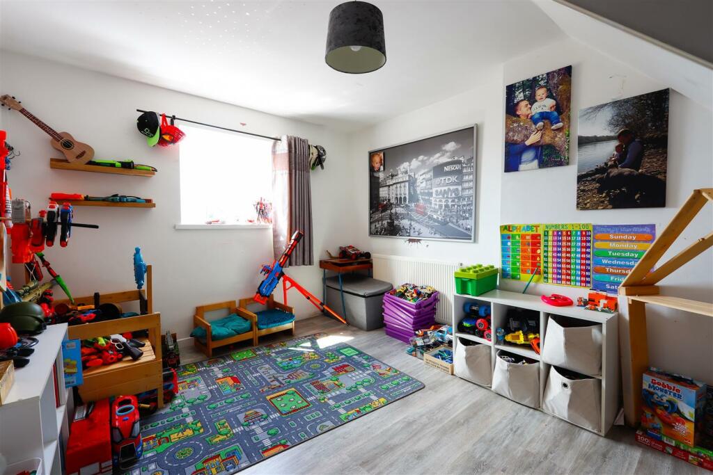 Additional image 7 of Main Street, Barry