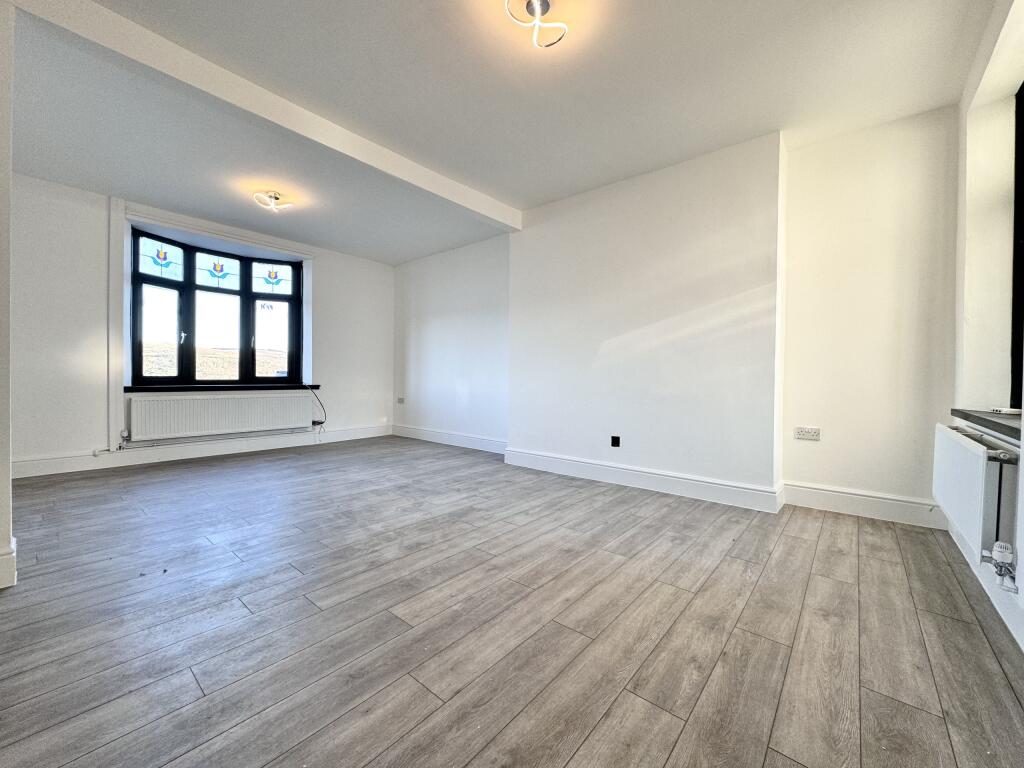 Additional image 2 of Broncynon Terrace, Aberdare, South Glamorgan