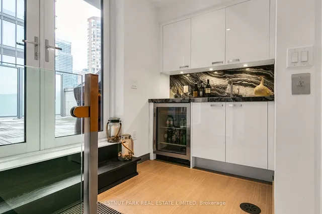 Additional image 36 of 63 St Mary St Unit TH 2