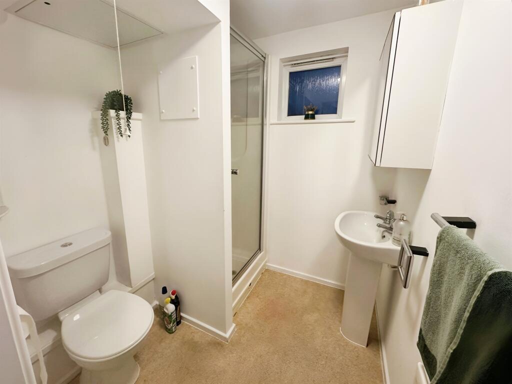 Additional image 9 of Clos Cwm Golau, Merthyr Tydfil