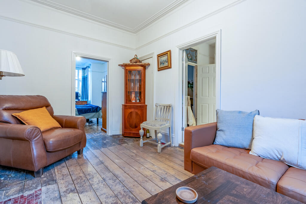 Additional image 3 of Hall Floor Flat, Cotham Brow, Bristol, BS6 6AE