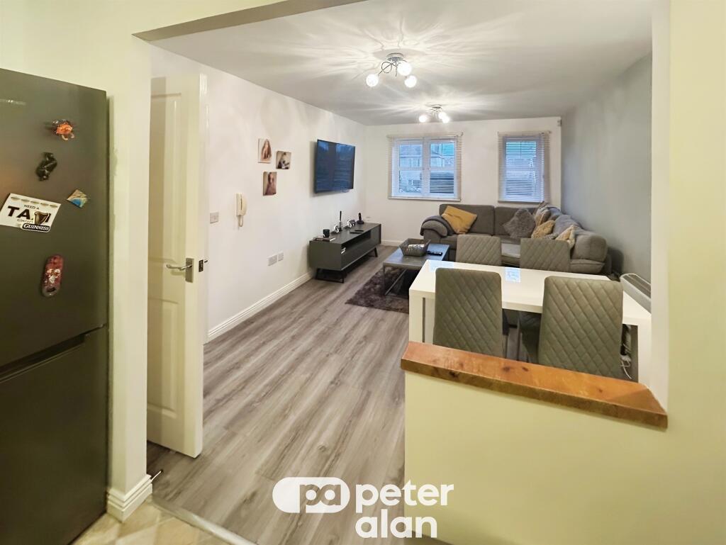 Additional image 5 of Park Street, Bridgend