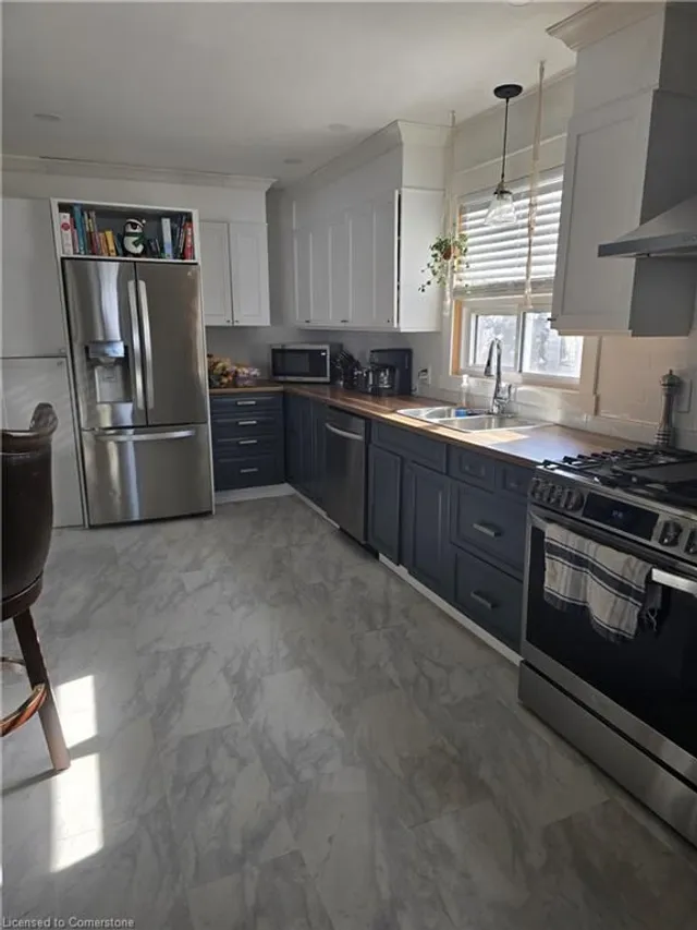 Additional image 6 of 28 Bland Ave