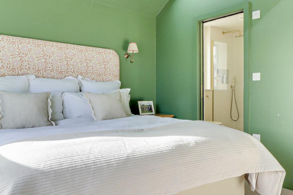 Additional image 21 of St. James Road, Harpenden, Hertfordshire, AL5