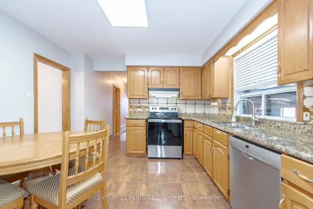 Additional image 11 of 20 Steven Ave