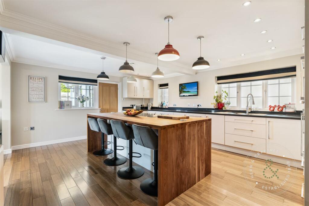 Additional image 21 of Pencoed Avenue, Pontypridd