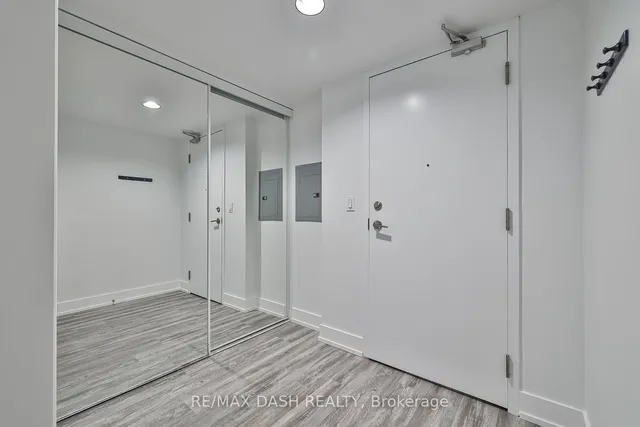 Additional image 33 of 330 Adelaide St Unit 501