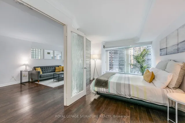 Additional image 28 of 33 University Ave Unit 605