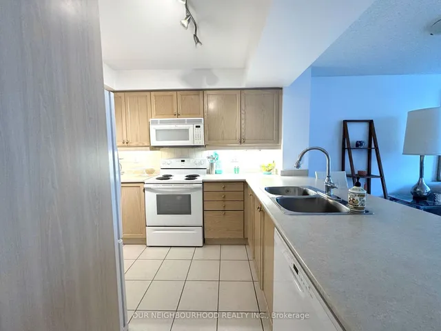 Additional image 4 of 205 The Donway W Unit 320