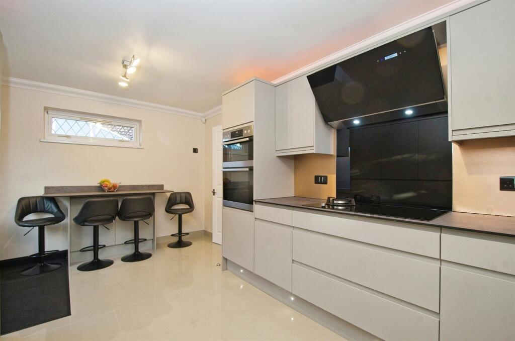 Primary image of Rock Terrace, Ynysybwl, Pontypridd