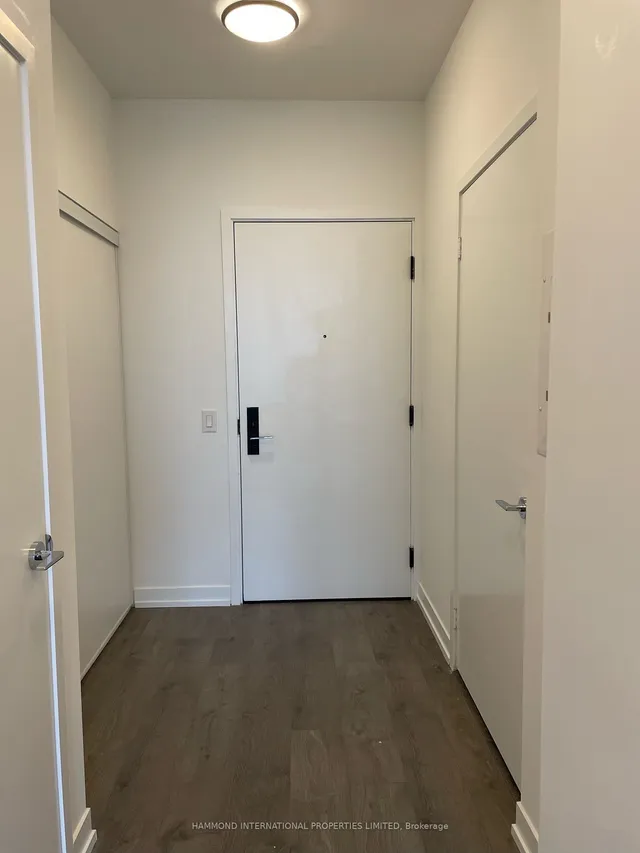 Additional image 9 of 270 Dufferin St Unit 1023