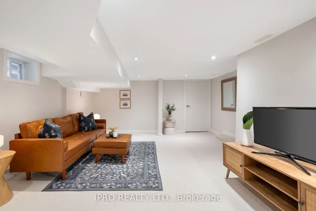 Additional image 26 of 53 Ferrier Ave