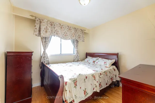 Additional image 30 of 39 Picaro Dr