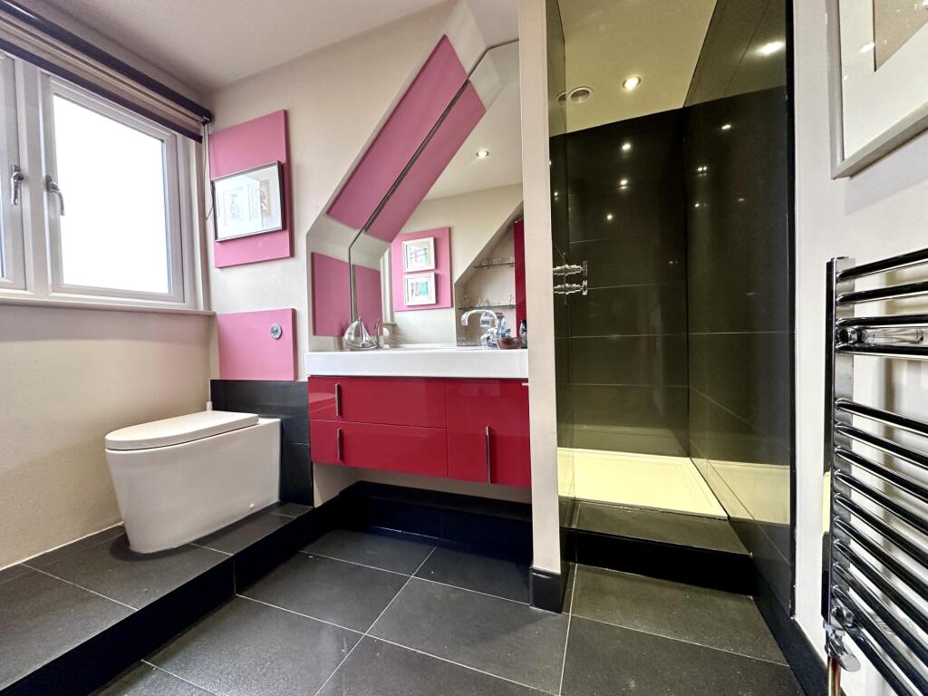 Additional image 10 of River Bank Cottage, 2 Padnal Bank, Prickwillow, Ely, Cambridgeshire