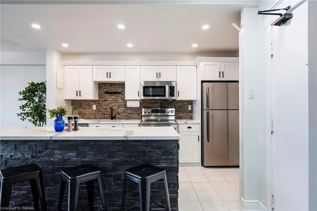 Additional image 10 of 1964 Main St Unit 1208