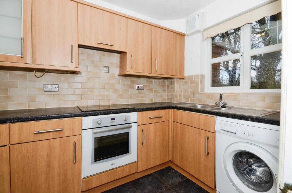 Additional image 6 of Collingwood Drive, London Colney, ST. ALBANS