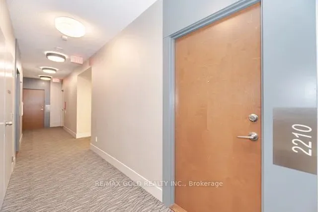 Additional image 5 of 2212 Lakeshore Blvd Unit 2210