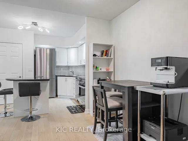 Additional image 13 of 250 Wellington St Unit 1727