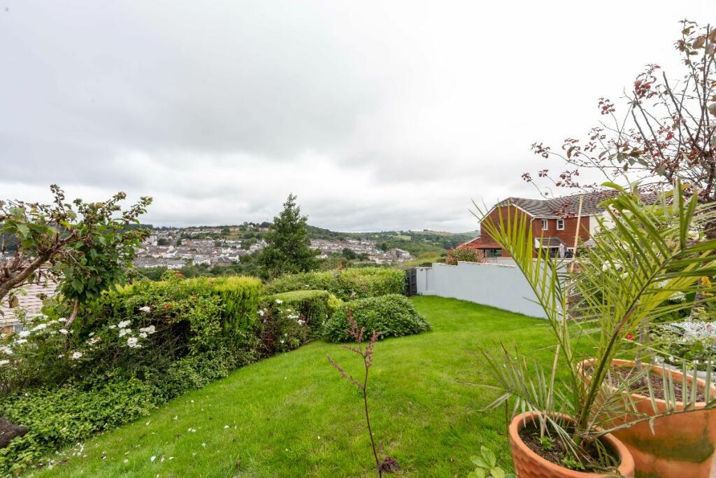 Additional image 31 of Heather Court, Quakers Yard, Treharris